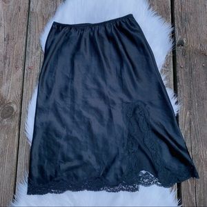 Victoria’s Secret | Vintage Satin Lace Trim Skirt